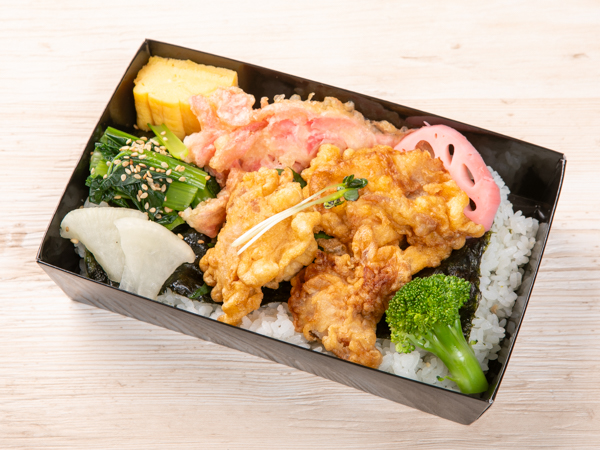 田舎風鶏からあげと５種の総菜海苔弁当