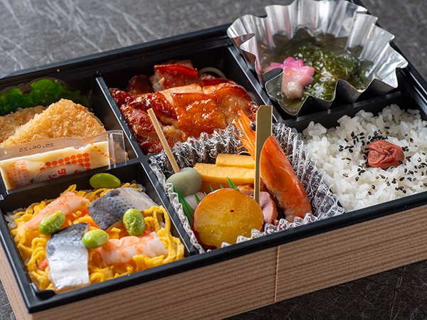 特選和風会席弁当