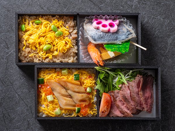 穴子とかしわ飯の二段懐石膳