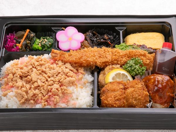 『名物』ラ・リヴレゾン