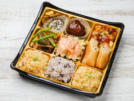 彩り9マス中華弁当③