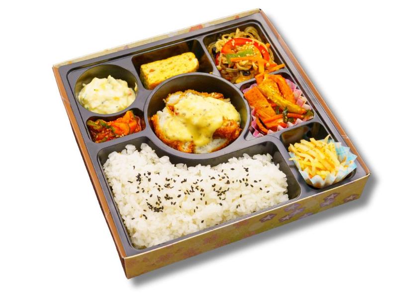 センソンカツ（韓国風白身魚フライ）弁当
