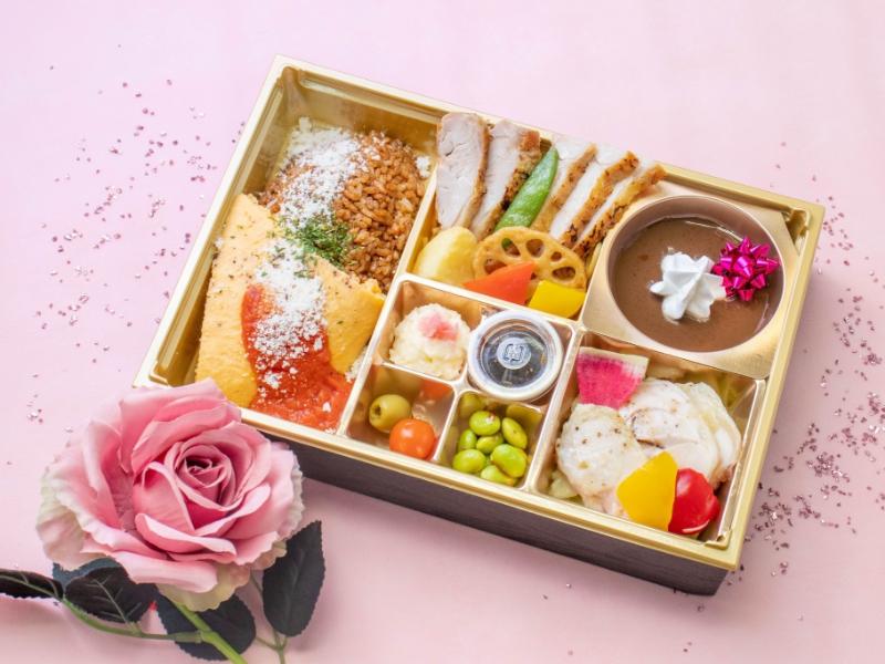 【3月31日お届け分まで】バレンタイン＆ホワイトデー限定！大山鶏ステーキとふんわりオムライス弁当