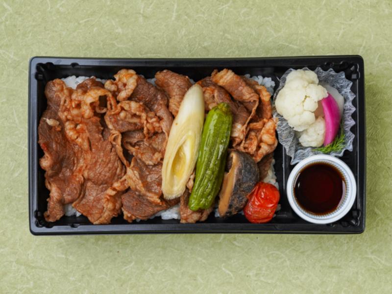 厳選牛トマトすき焼き重