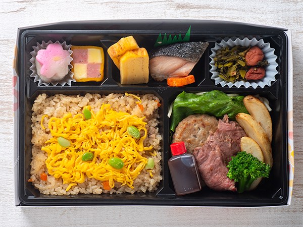 博多かしわ飯とステーキ弁当