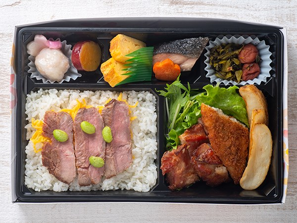 薄切りステーキと若鶏の香味焼き弁当