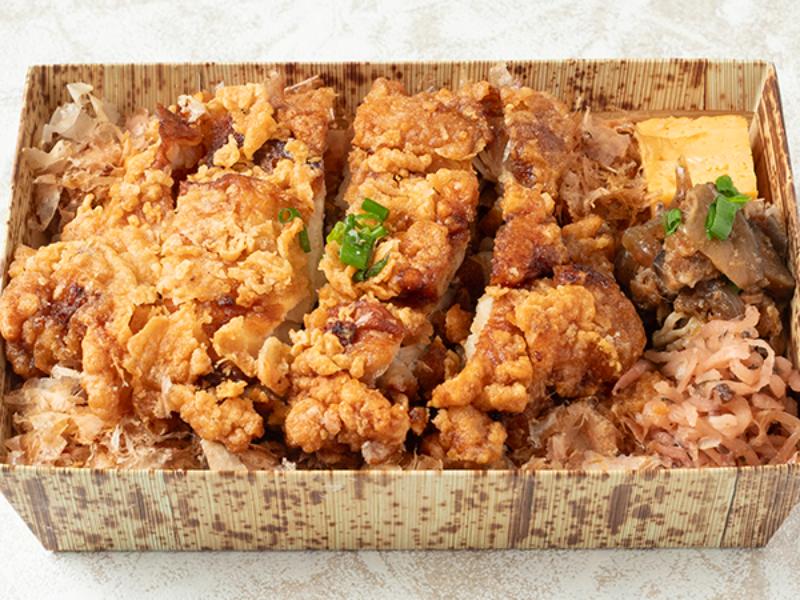 【上】鶏の山賊焼き　武士弁（白米）