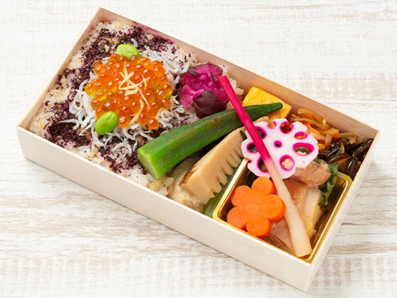 ゆかりしらす弁当　鶏もも西京味噌焼き