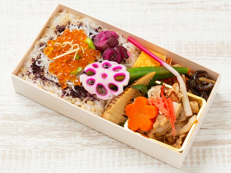 ゆかりしらす弁当　豚肉の生姜焼き