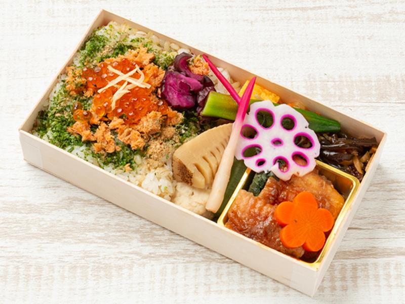 しゃけいくら弁当　鶏もも仙台赤味噌焼き