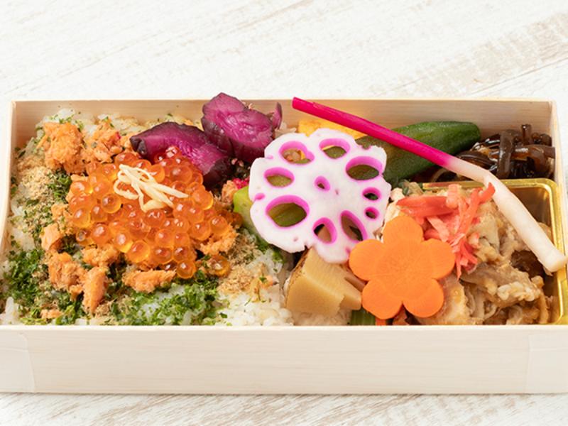 しゃけいくら弁当　豚肉の生姜焼き