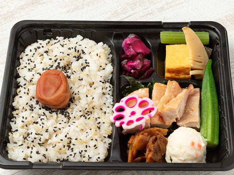 紀州南高梅弁当　鶏もも西京味噌焼き