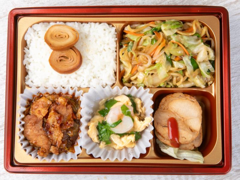 如意弁当‐ルイベントウ‐の【お手頃】秘伝鶏チャーシュー・回鍋肉・エビ