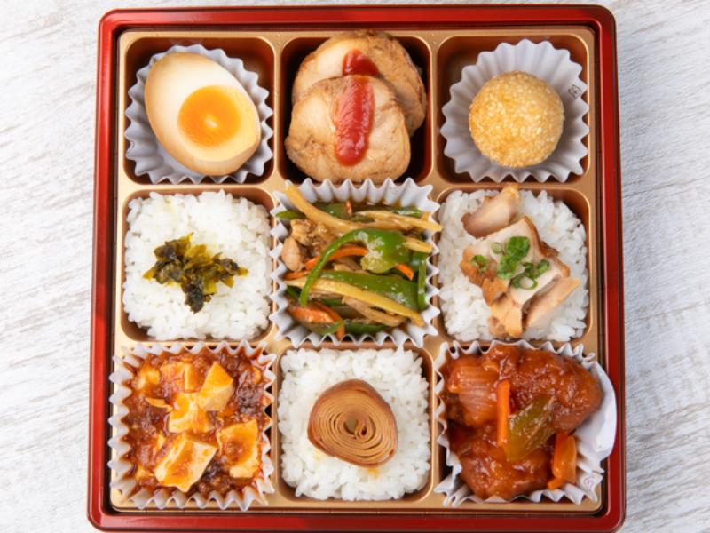 【贅沢9マス】酢豚・青椒肉絲・麻婆豆腐