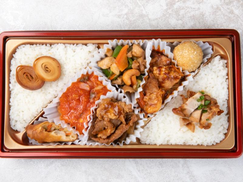 【メイン4種ボリューム満点】エビチリ・中華風生姜焼き・鶏肉とカシューナッツ炒め・回鍋肉