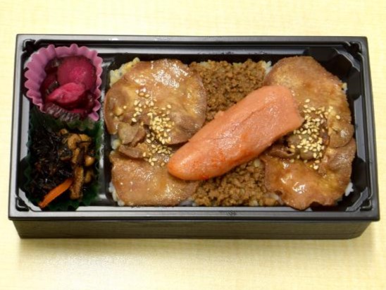 牛たんと明太子のお弁当