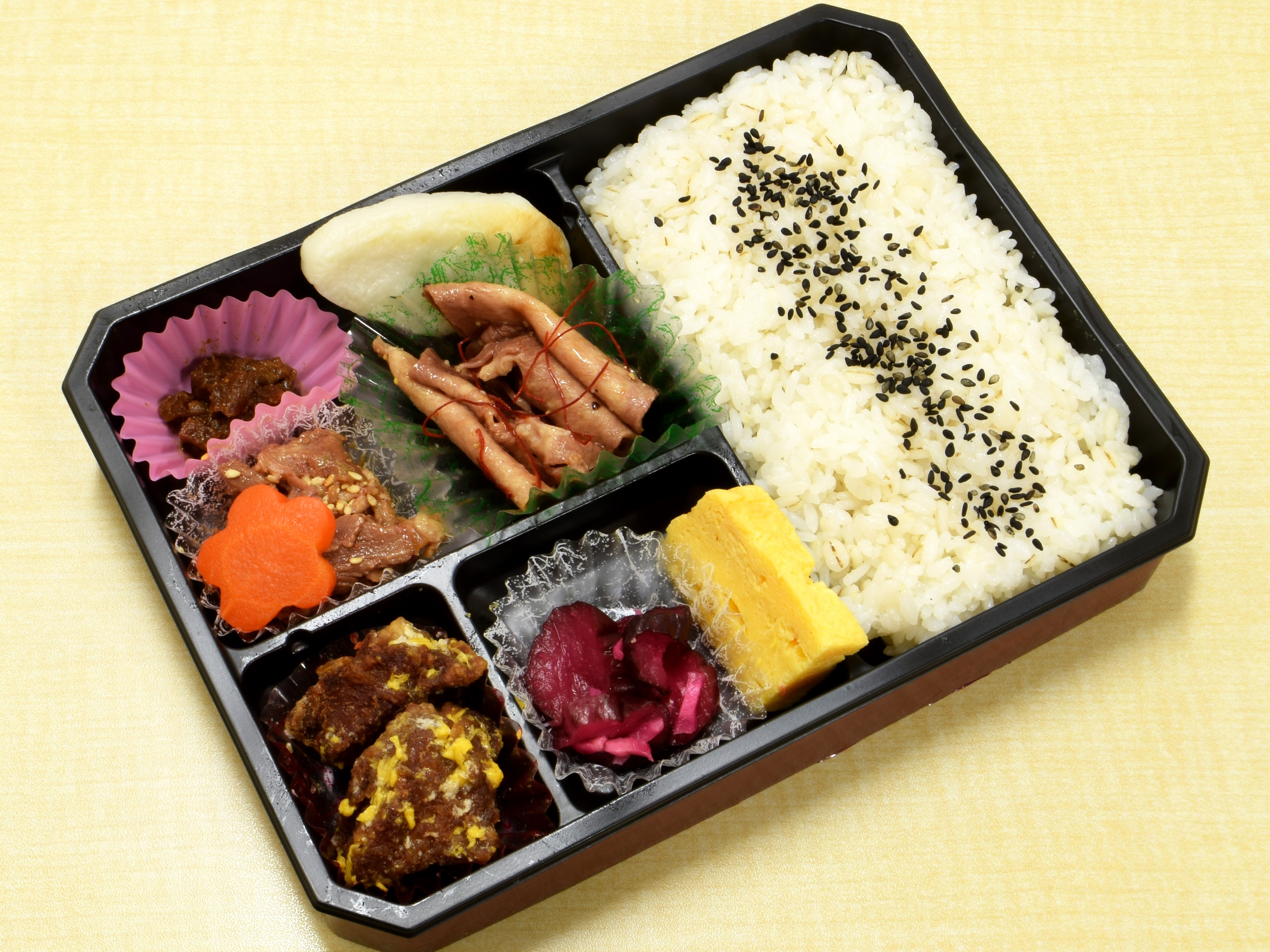 牛たん幕の内弁当　集