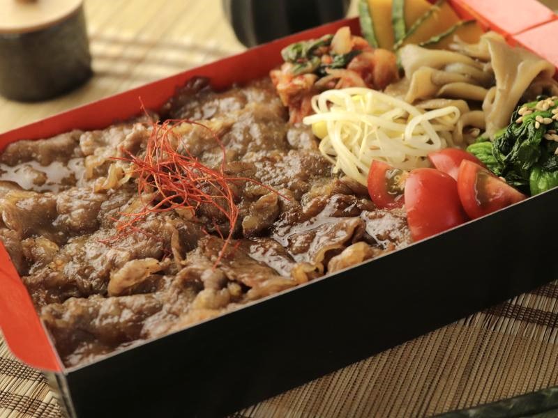 牛カルビ焼肉飯