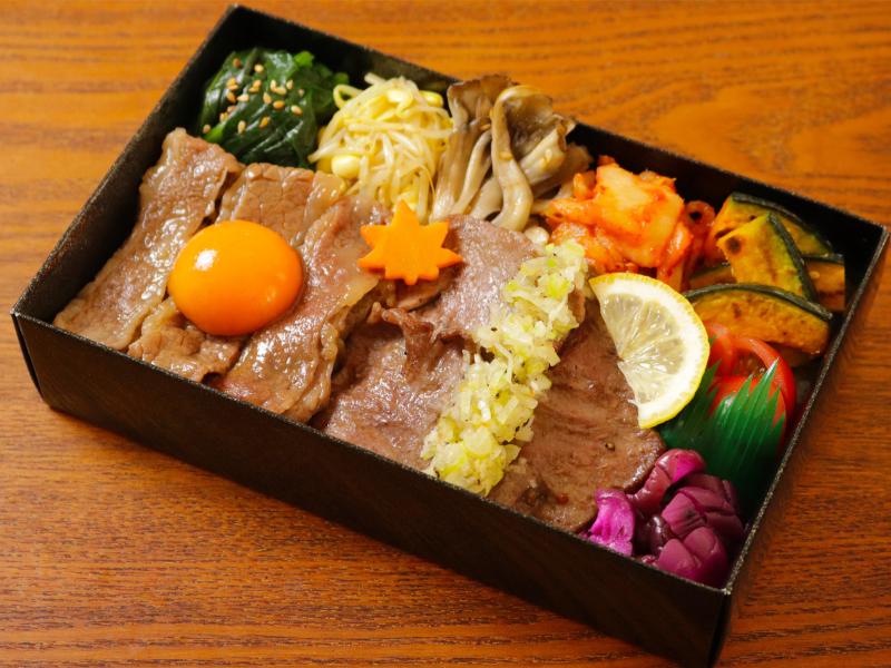 【ダブル盛り】黒毛和牛すき焼き＆塩ダレ牛タン飯