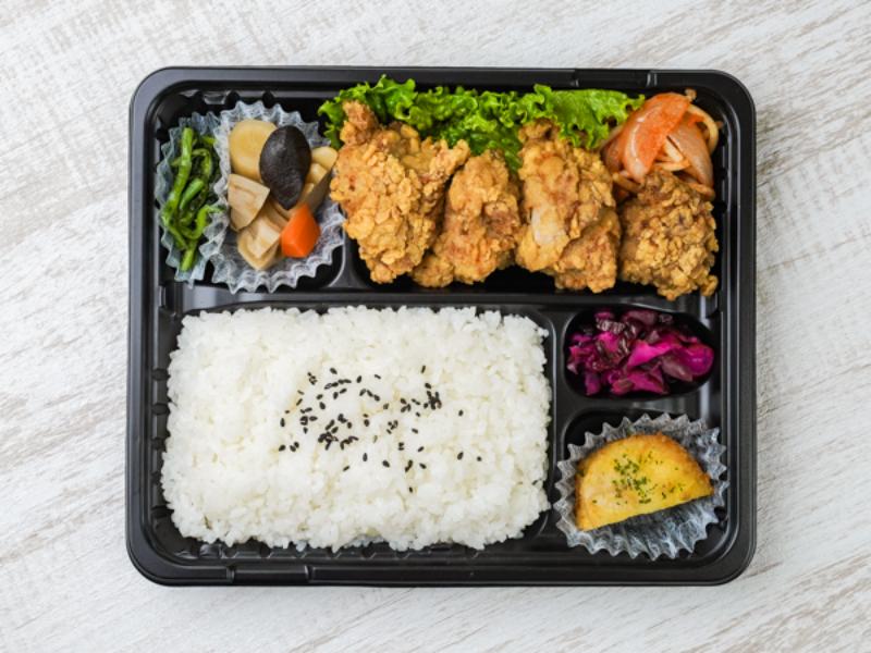 鶏モモのから揚げ弁当