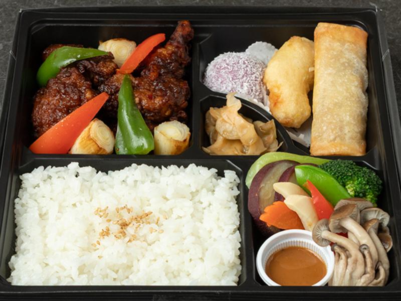 彩り野菜と鶏肉の甘味噌炒め