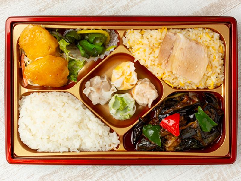 【豪華！】エビマヨ＆麻婆茄子いろどり弁当