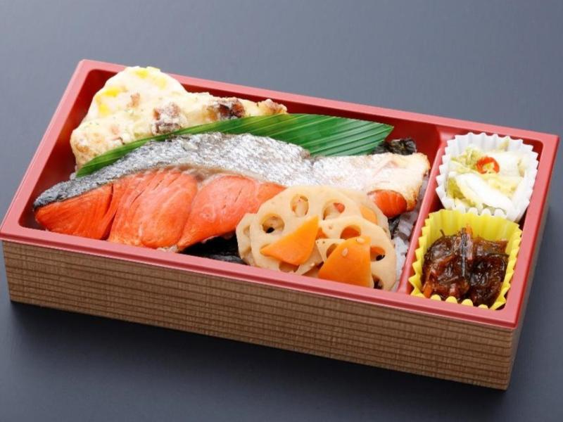 北海海苔弁〜紅鮭塩焼〜