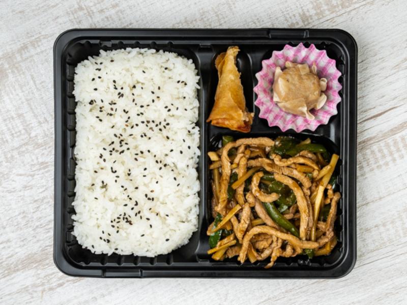 青椒肉絲弁当