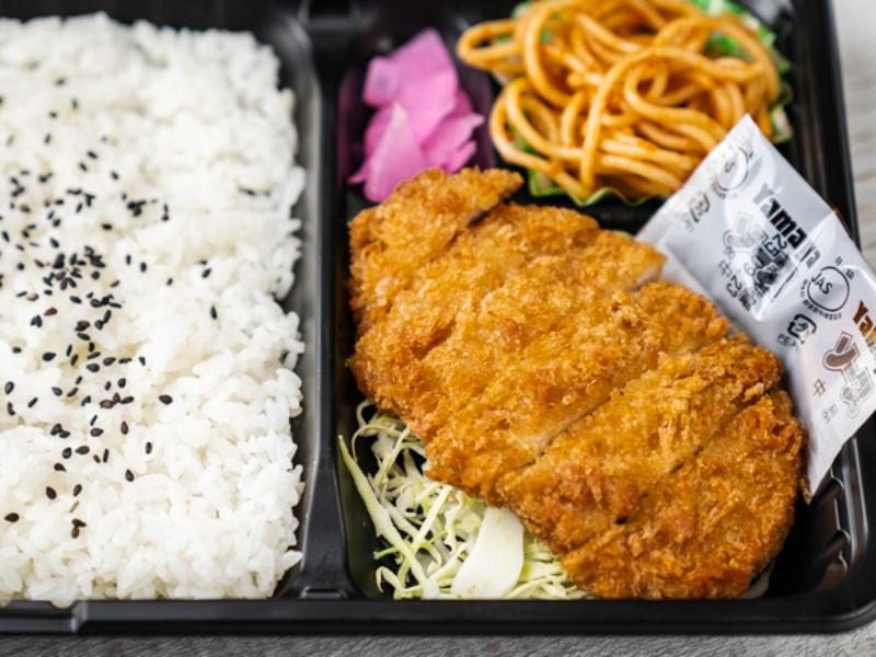 とんかつ弁当