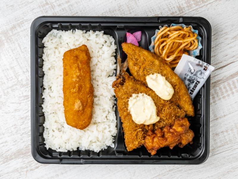 イカ白身フライ弁当
