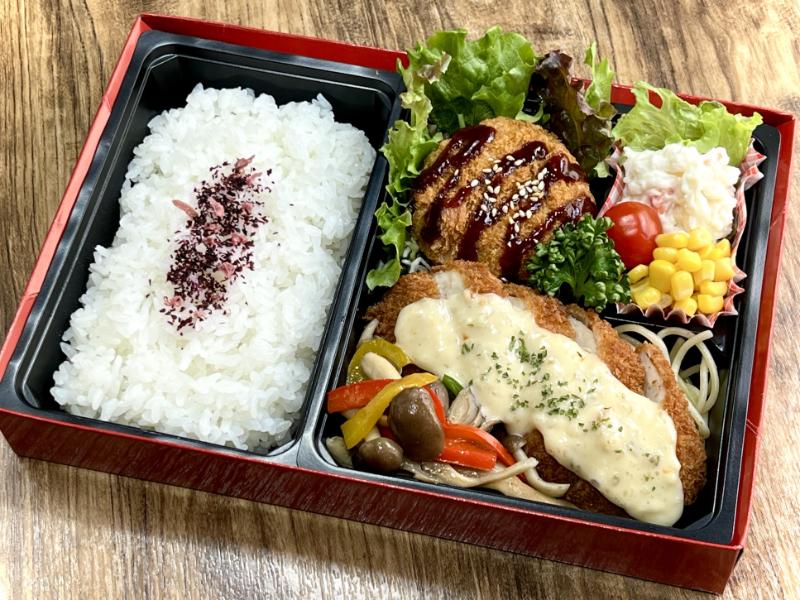 チキンカツとメンチカツ