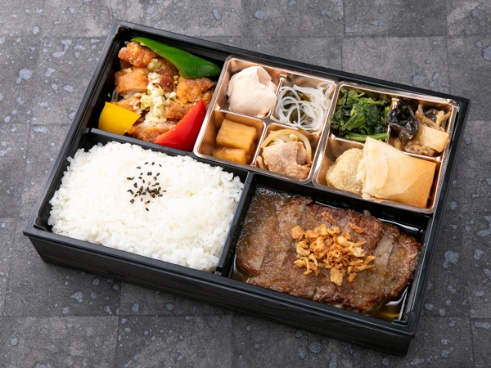 【340ml烏龍茶缶付き】特選 サーロインステーキ御膳