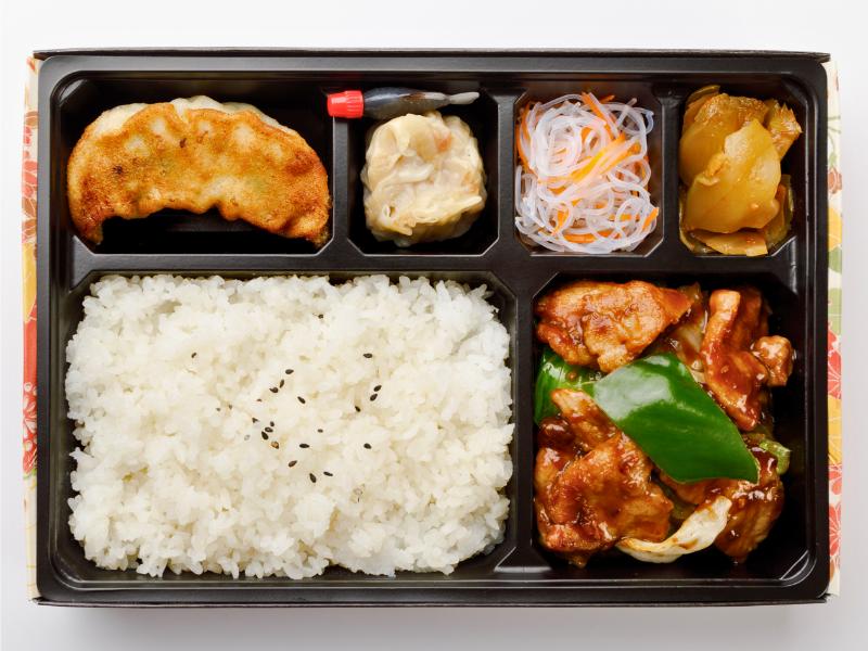 回鍋肉と餃子弁当