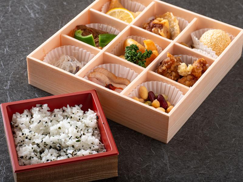 広東風中華幕内とわかめご飯