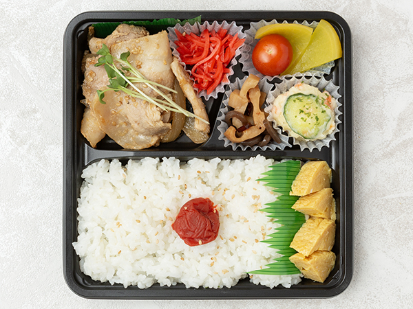 豚の生姜焼きと卵焼き弁当