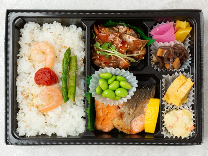 焼き鮭＆豚の生姜焼き＆照り焼きチキン弁当