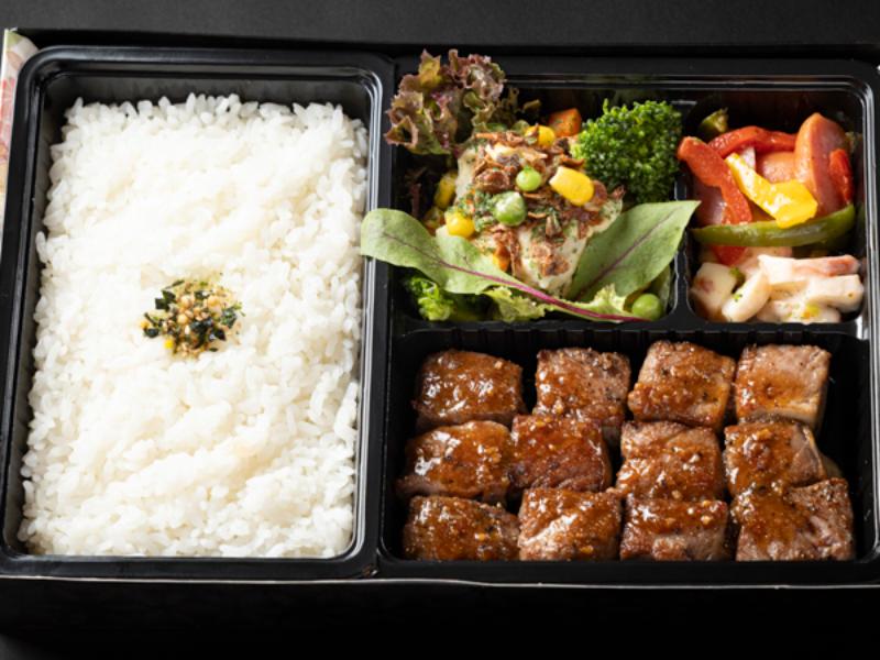 サイコロステーキ弁当 お肉増量