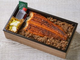 うなぎと和牛しぐれ弁当（漬物付き）