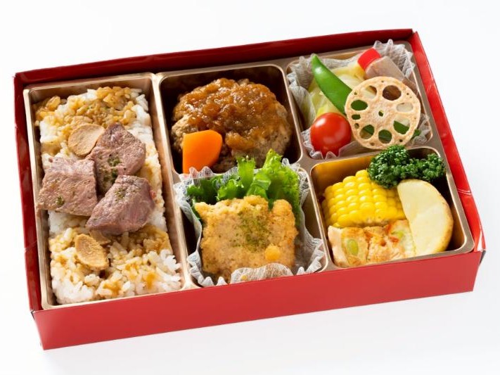【シャインレッド紙箱】黒毛和牛Premium Queen’s Beefハンバーグ＆カットステーキご飯の懐石風アソートBOX【5月1日〜納品可】