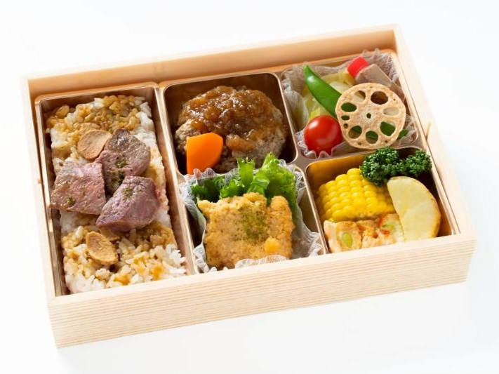 【高級折箱】黒毛和牛Premium Queen’s Beefハンバーグ＆カットステーキご飯の懐石風アソートBOX【5月1日〜納品可】