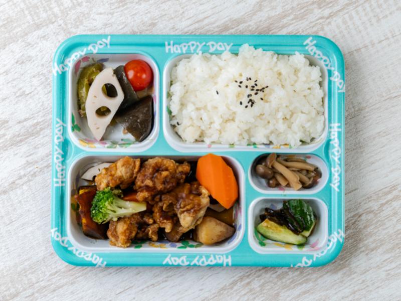 鶏と野菜の黒酢あん弁当