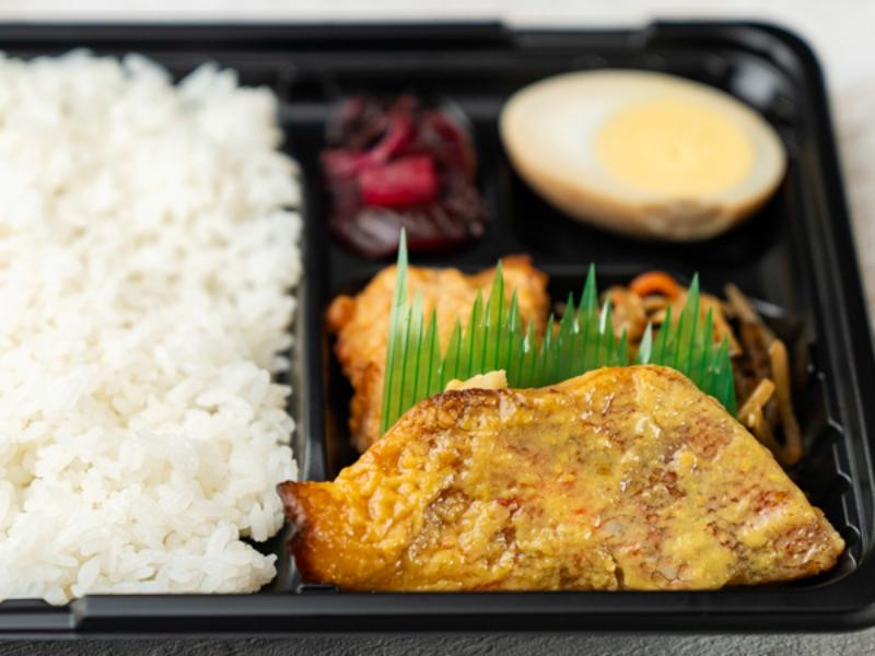 店長が焼いた赤魚西京焼き弁