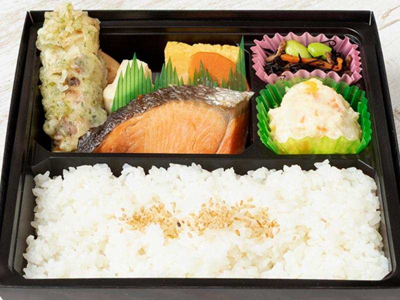藤弁当　銀鮭焼き