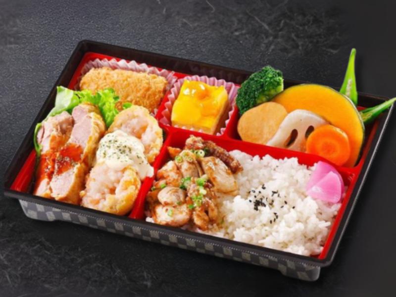 さぬき名物かしわバター丼＆洋食バラエティ