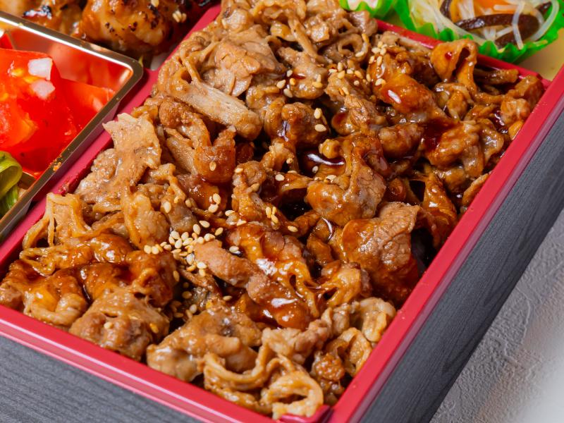 ステーキ焼肉亭焼肉重＆グリルチキン御膳