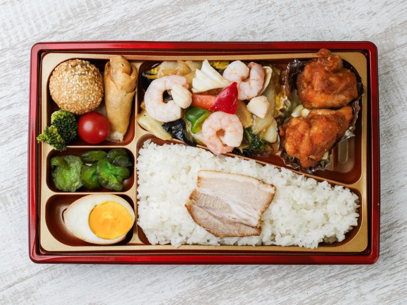 八宝菜＆特製唐揚げ弁当