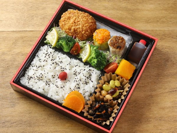 楽万極上クロケット＆祥門焼売弁当
