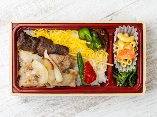 【炭火焼き牛串1本弁当】豚の生姜焼き