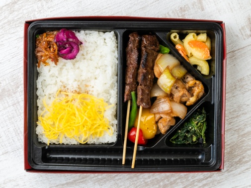 【炭火焼き牛串1本弁当】炭火焼き鶏の照り焼き